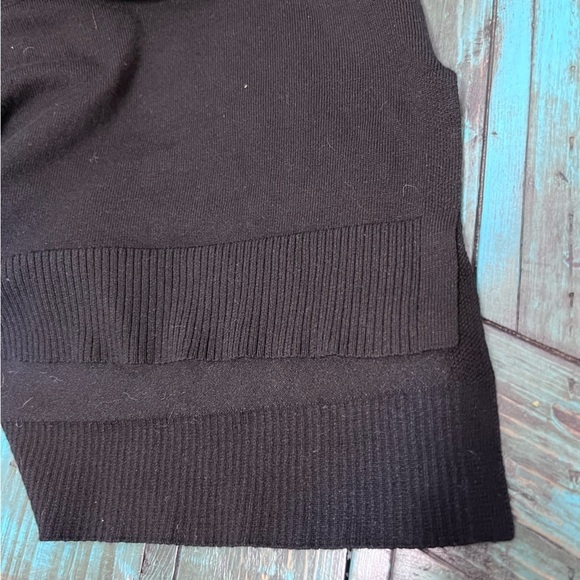 Cyrus Woman Black Knit Crochet Crew Neck Cold Shoulder Sweater Size 3x - Picture 9 of 9